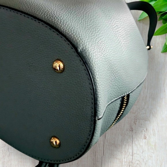 La Terre Fashion PETA-Approved Vegan Handbag - Picture 5 of 10